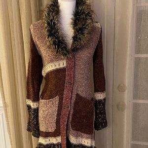 $75 Angel of the North sweater/coat sz small